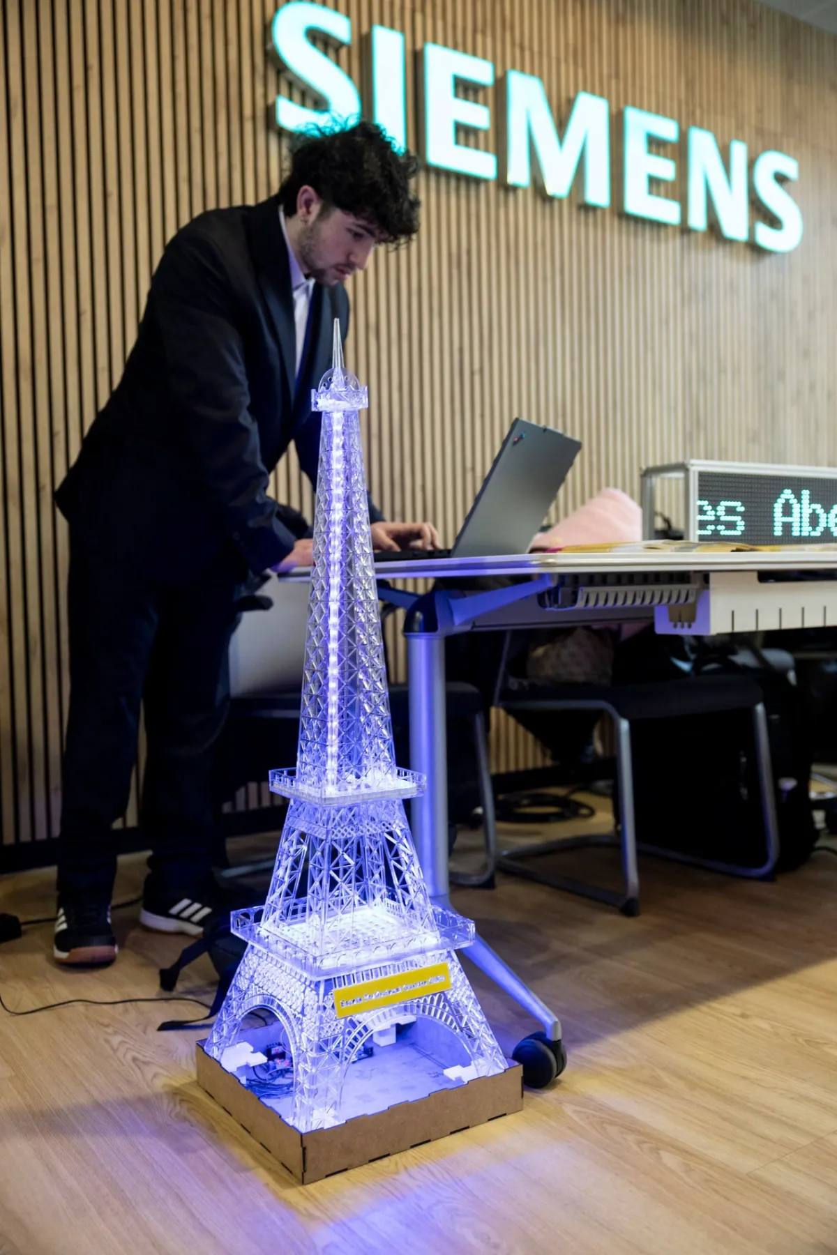 PRO'4U OPEN DAY ENSINO PROFISSIONAL - SIEMENS