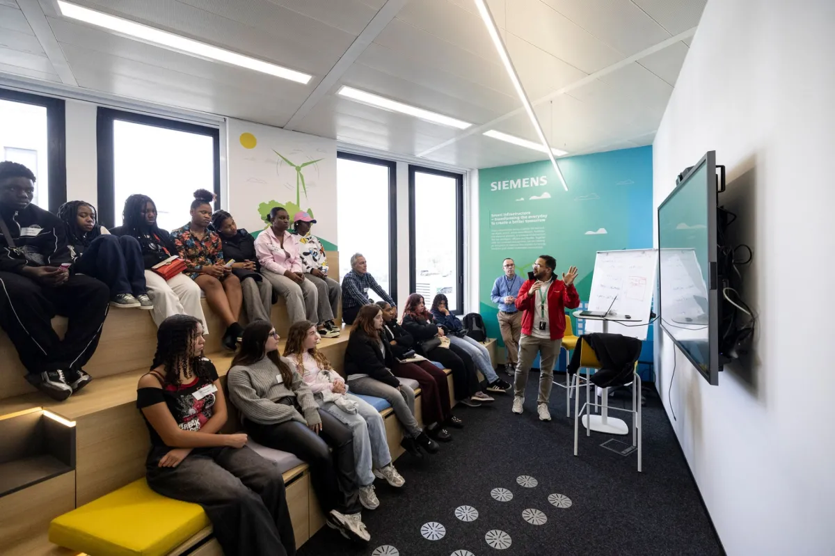 PRO'4U OPEN DAY ENSINO PROFISSIONAL - SIEMENS