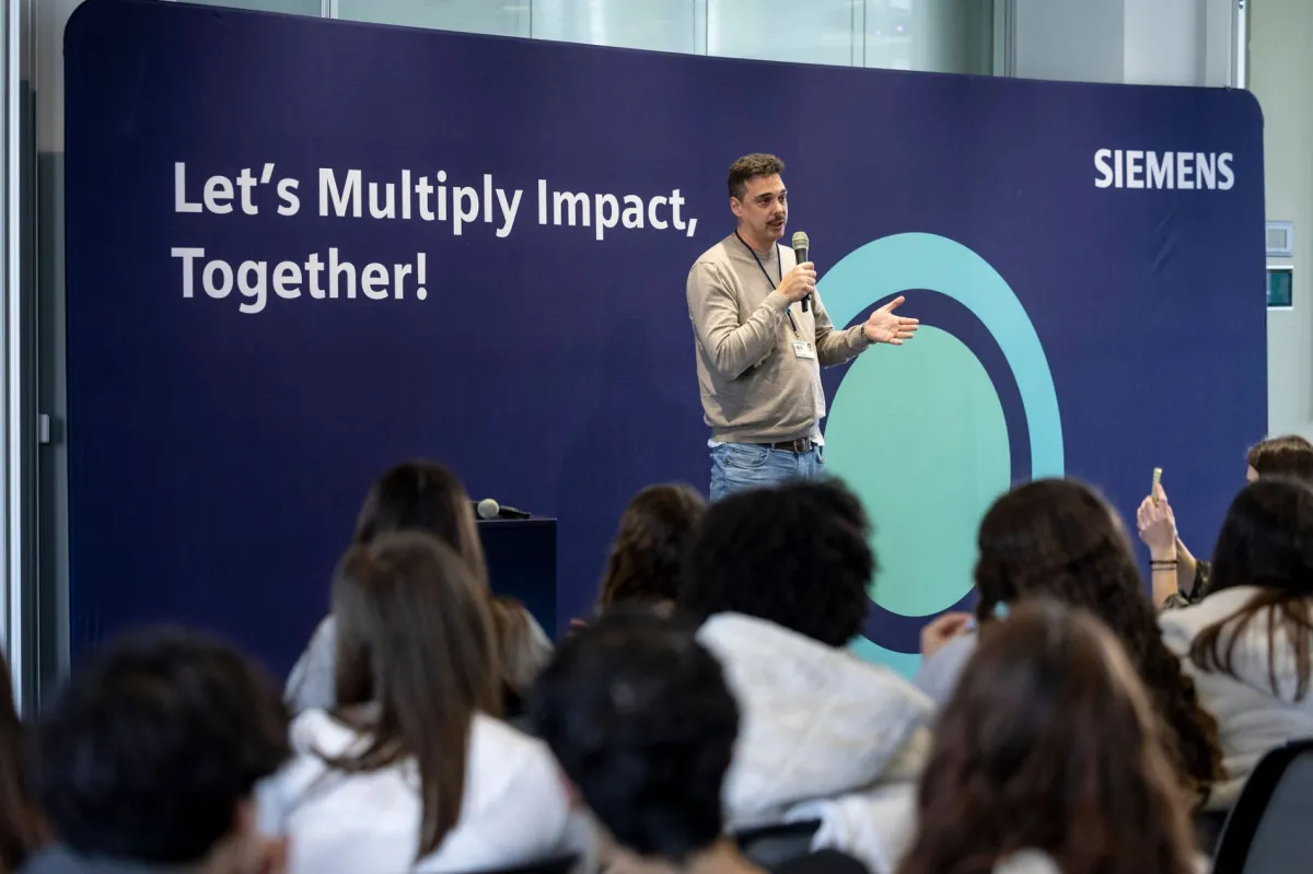 PRO'4U OPEN DAY ENSINO PROFISSIONAL - SIEMENS