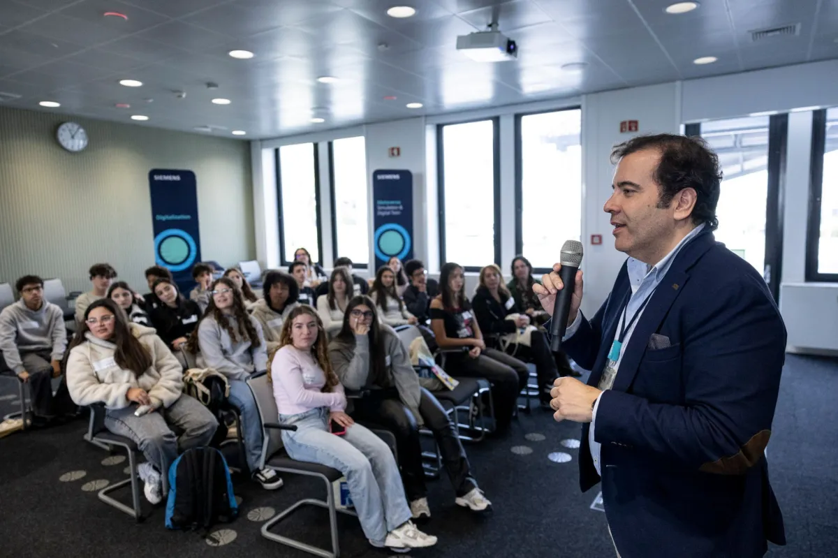 PRO'4U OPEN DAY ENSINO PROFISSIONAL - SIEMENS