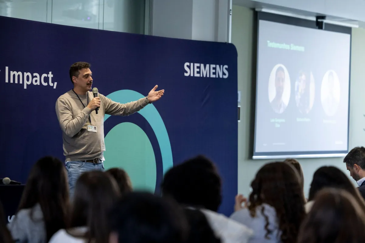 PRO'4U OPEN DAY ENSINO PROFISSIONAL - SIEMENS