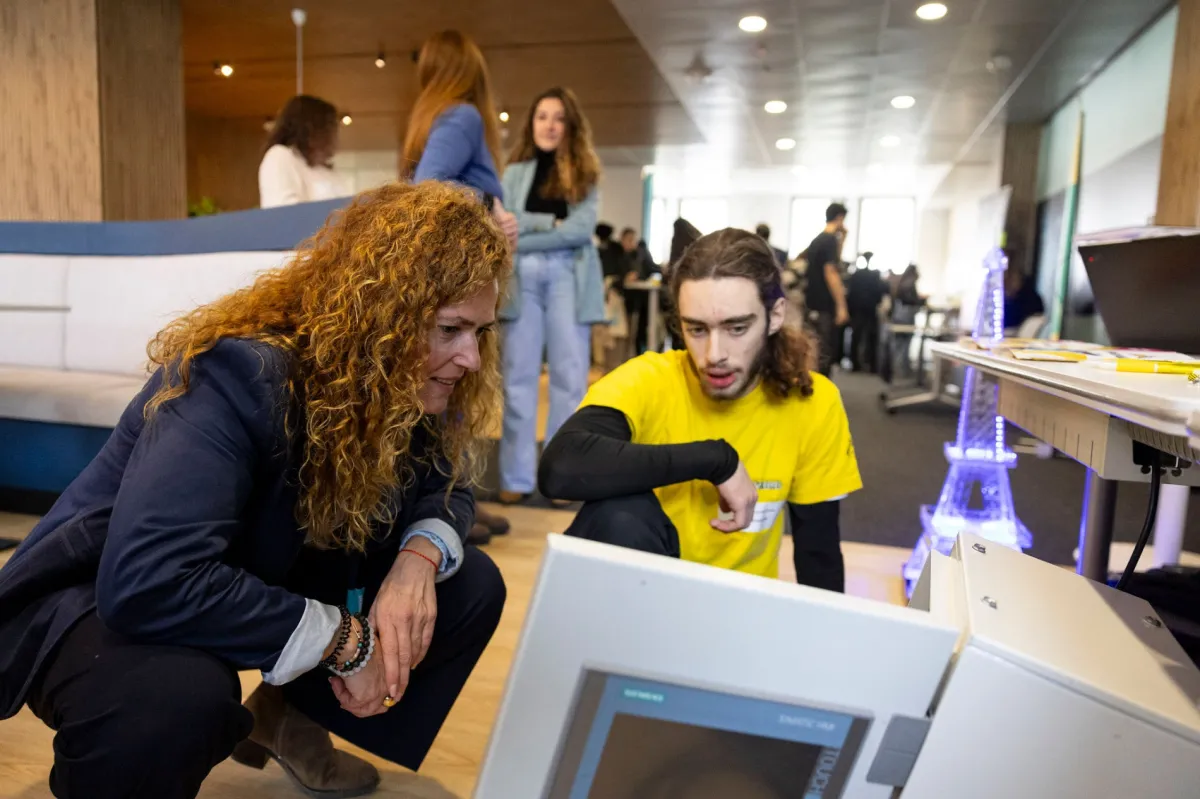 PRO'4U OPEN DAY ENSINO PROFISSIONAL - SIEMENS